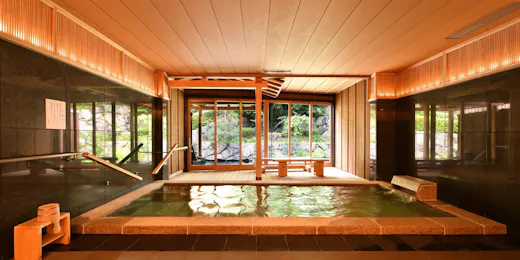 京 YUNOHANA RESORT 翠泉