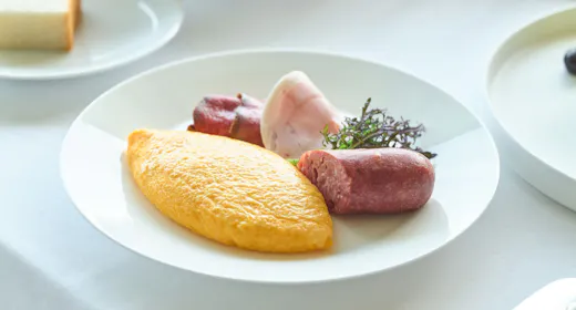 【 夕食なし ・室数限定 】お食事は朝食のみのシンプルステイ