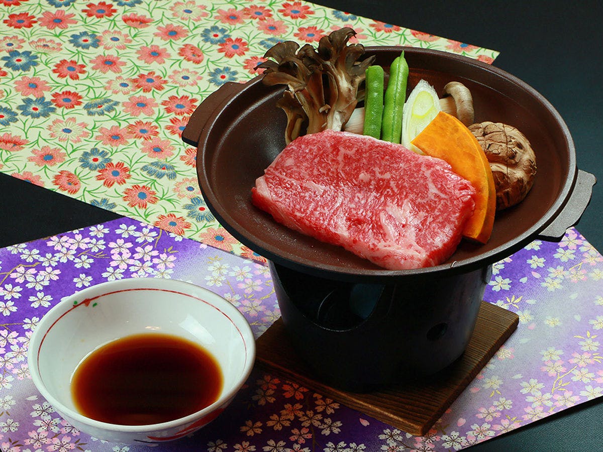 旬和プランの選べる鍋『山形牛の陶板焼き』