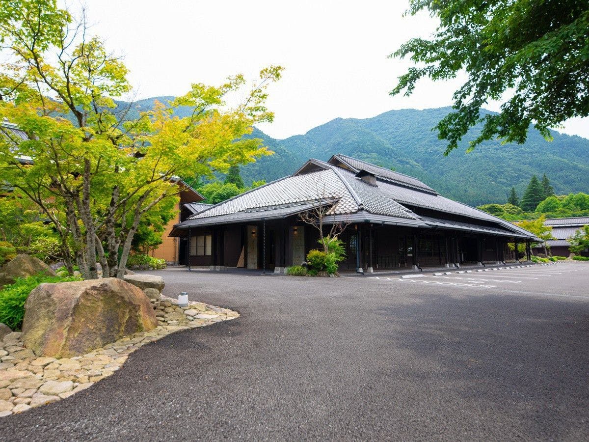 由布院 梅園 GARDEN RESORT