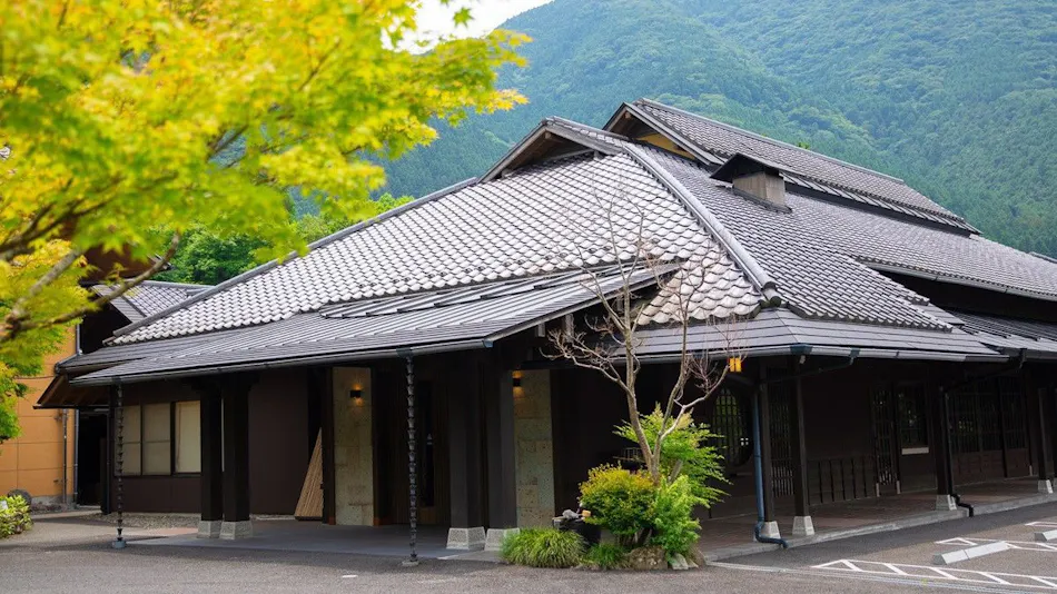 Yufuin Baien Garden Resort