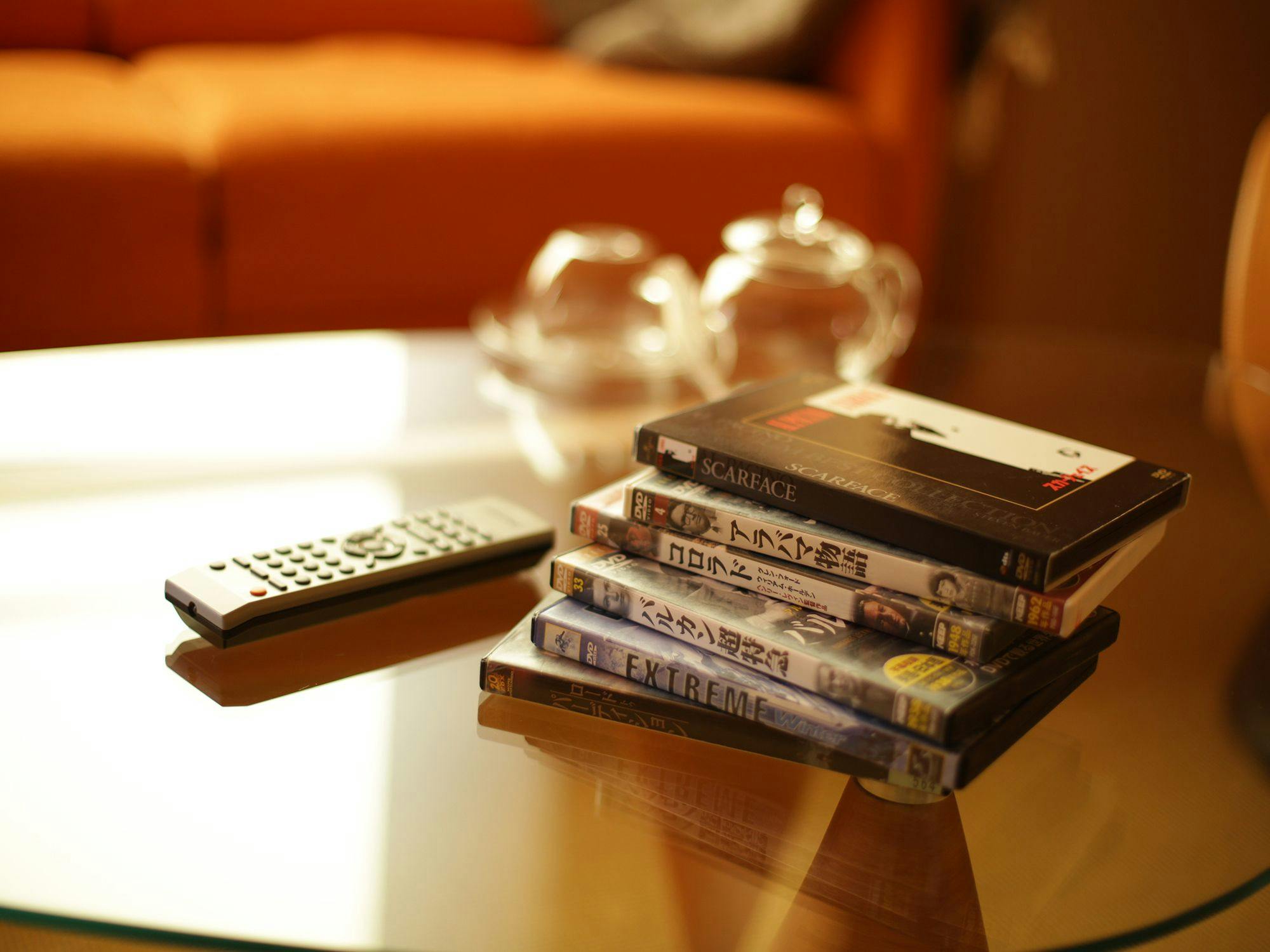 เพลิดเพลินกับการชม DVD หรืออ่านหนังสือในห้องพัก.