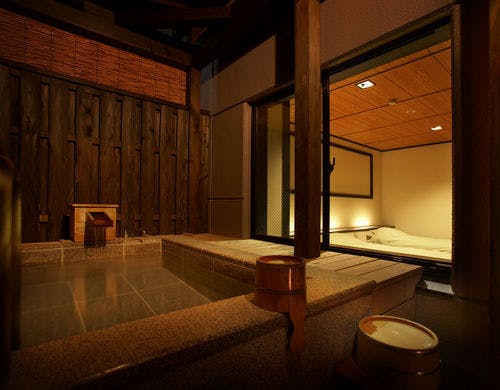 露天風呂の間