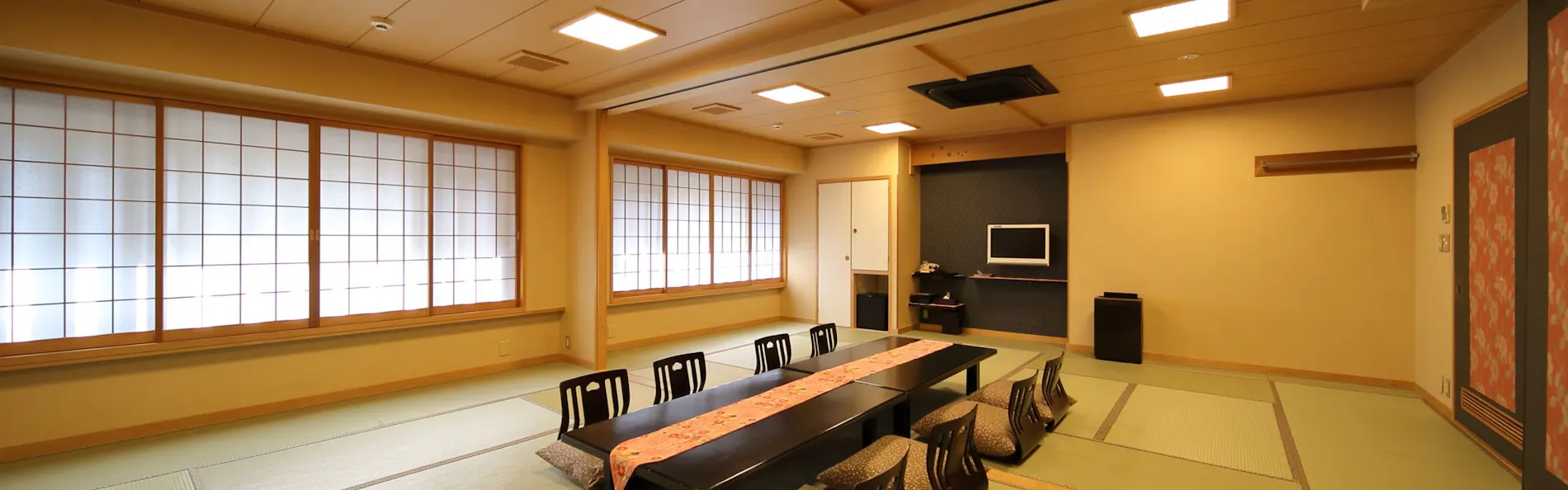 松井本館