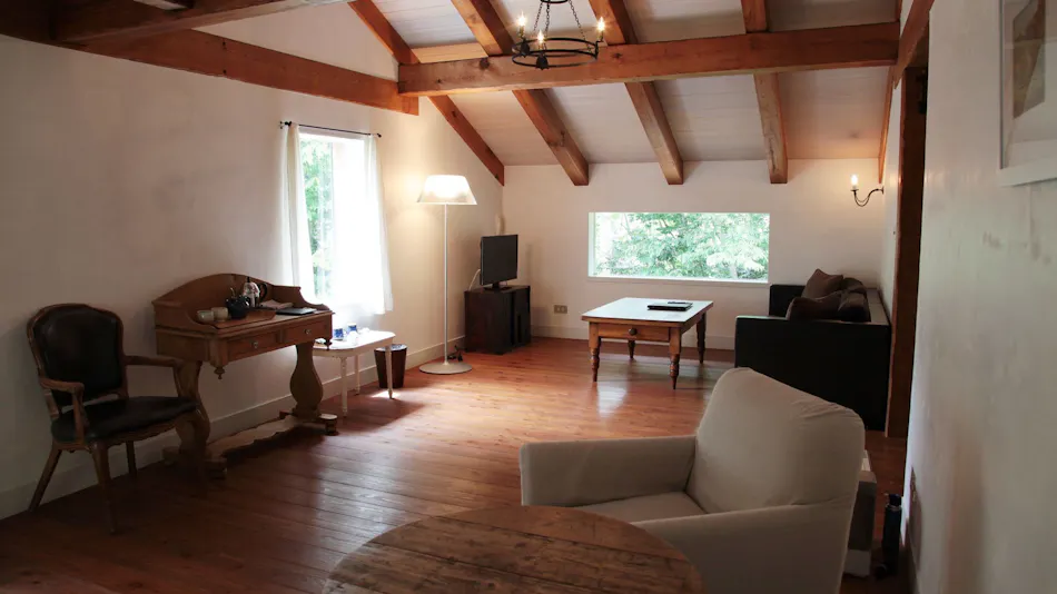 HOTEL HOLIDAY HOME