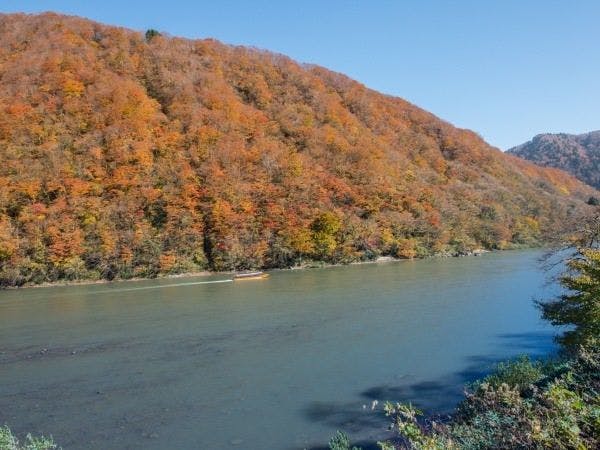 高見屋　最上川別邸　紅