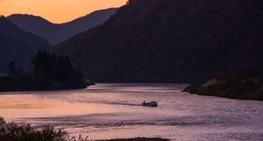 【最上峡舟下りセットプラン】~最上川の旅情を全て満喫~約1時間の「絶景舟旅」/