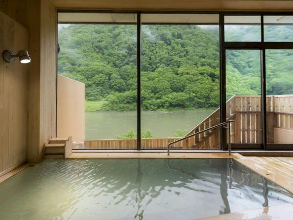 【1泊朝食付プラン】～最上川を眺め、爽やかな朝を迎える～山形郷土和膳のご朝食