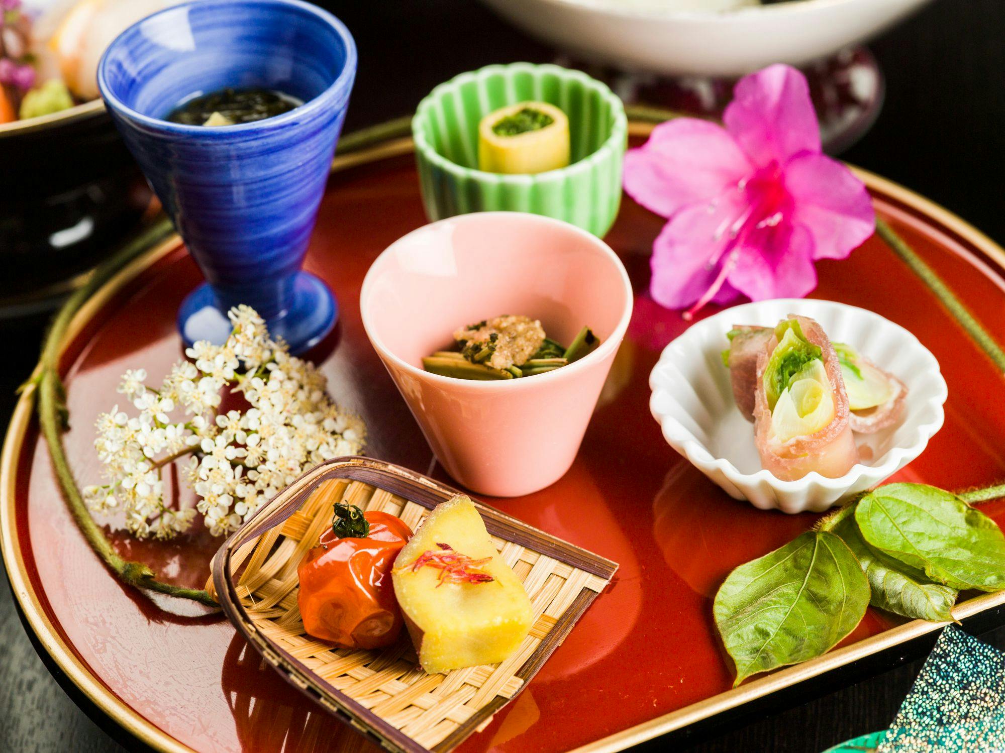 高見屋　最上川別邸　紅