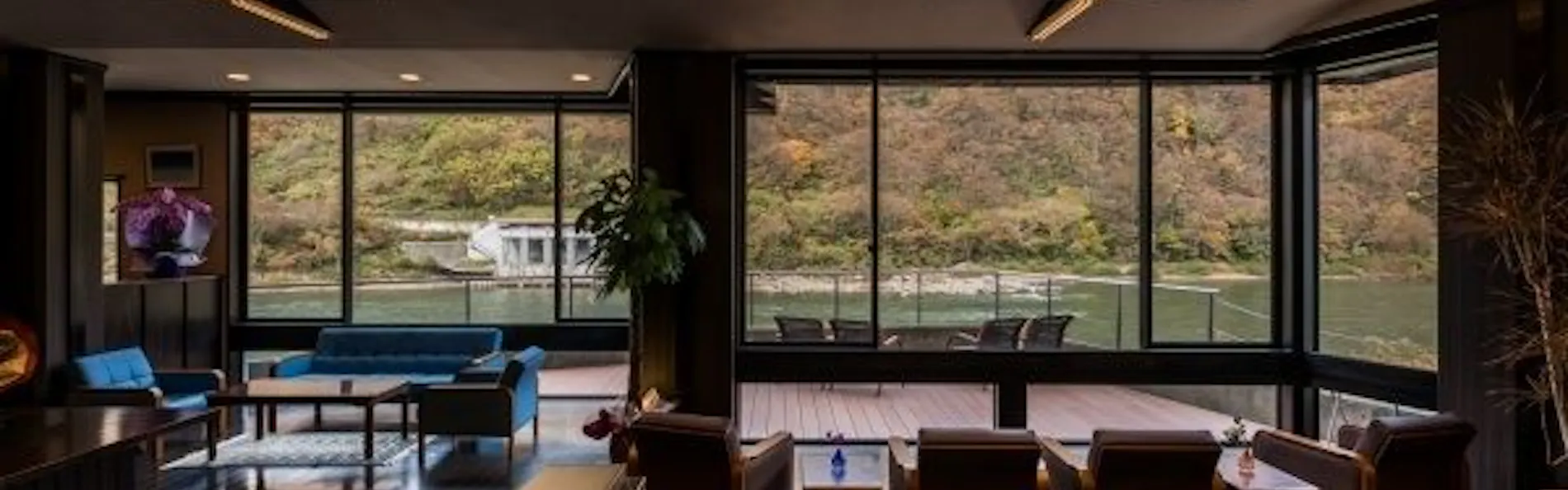 高見屋 最上川別邸 紅