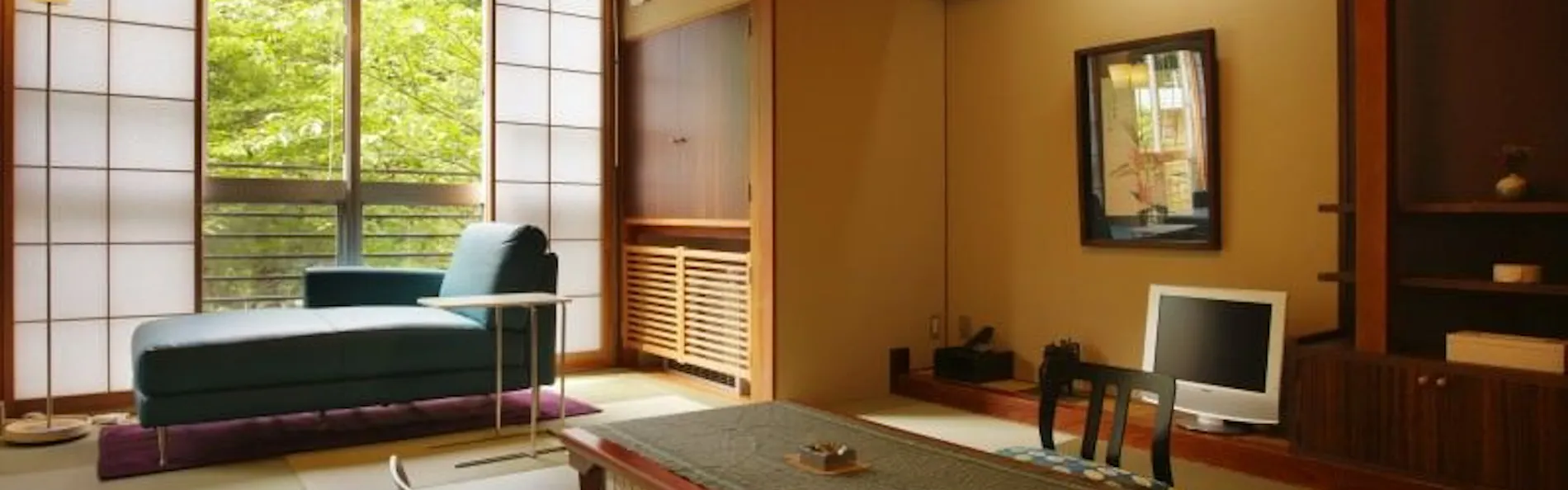 囲炉裏懐石と天然温泉を楽しむ 秘境の隠れ家 やまゆりの宿