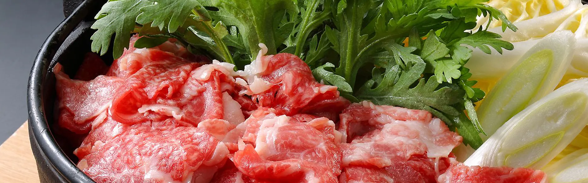 囲炉裏懐石と天然温泉を楽しむ 秘境の隠れ家 やまゆりの宿