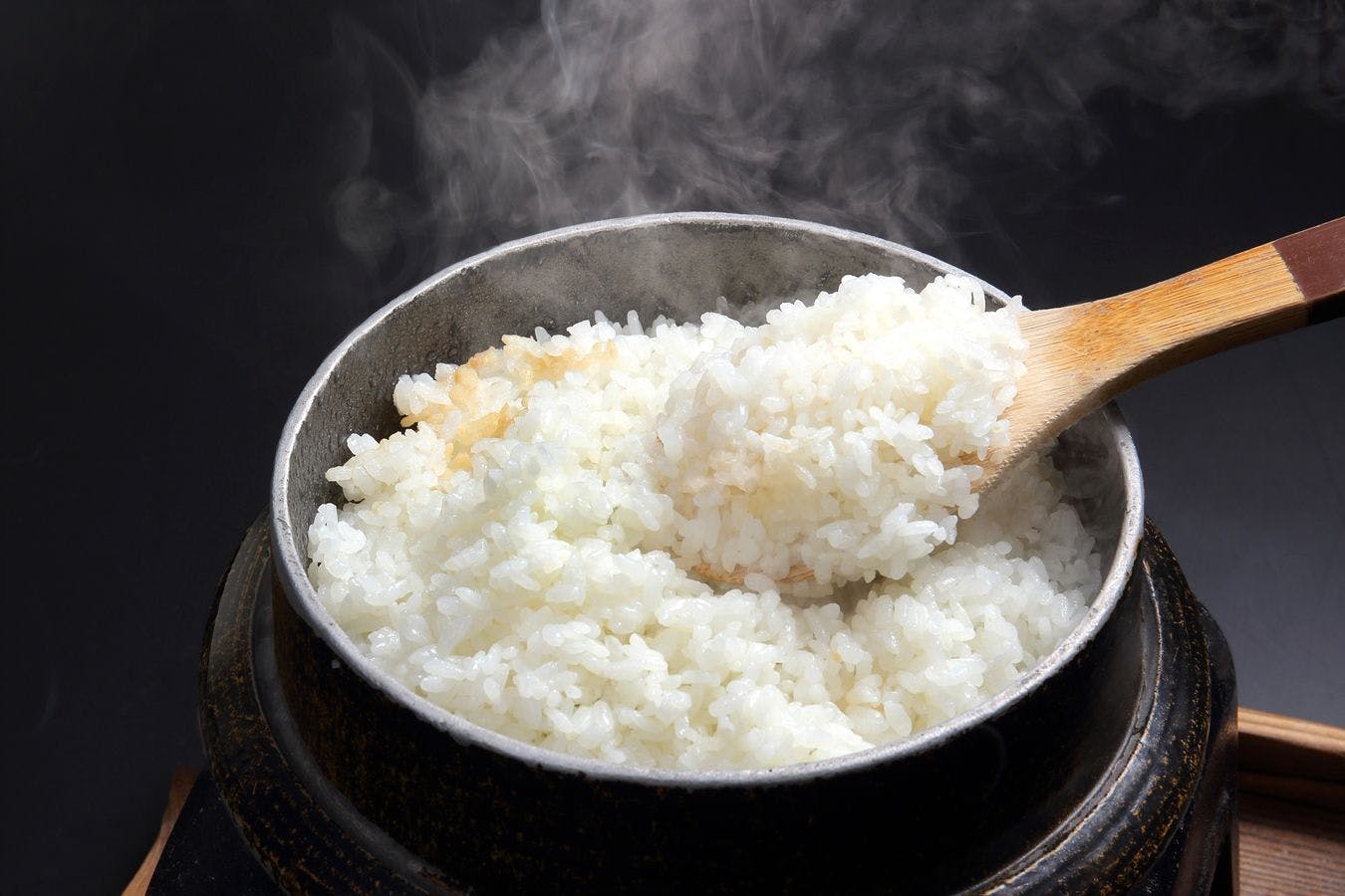 囲炉裏懐石と天然温泉を楽しむ 秘境の隠れ家 やまゆりの宿