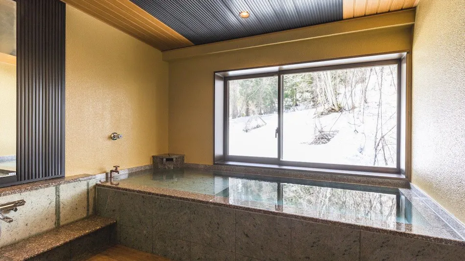Tsuta Onsen Ryokan - Natural Spring Onsen Bubbling from the Ground -