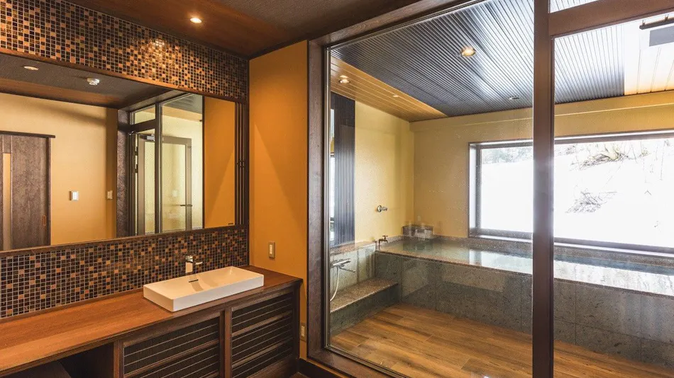 Tsuta Onsen Ryokan - Natural Spring Onsen Bubbling from the Ground -