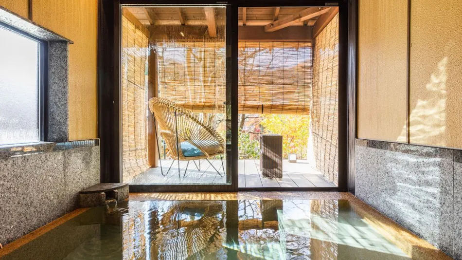 Tsuta Onsen Ryokan - Natural Spring Onsen Bubbling from the Ground -