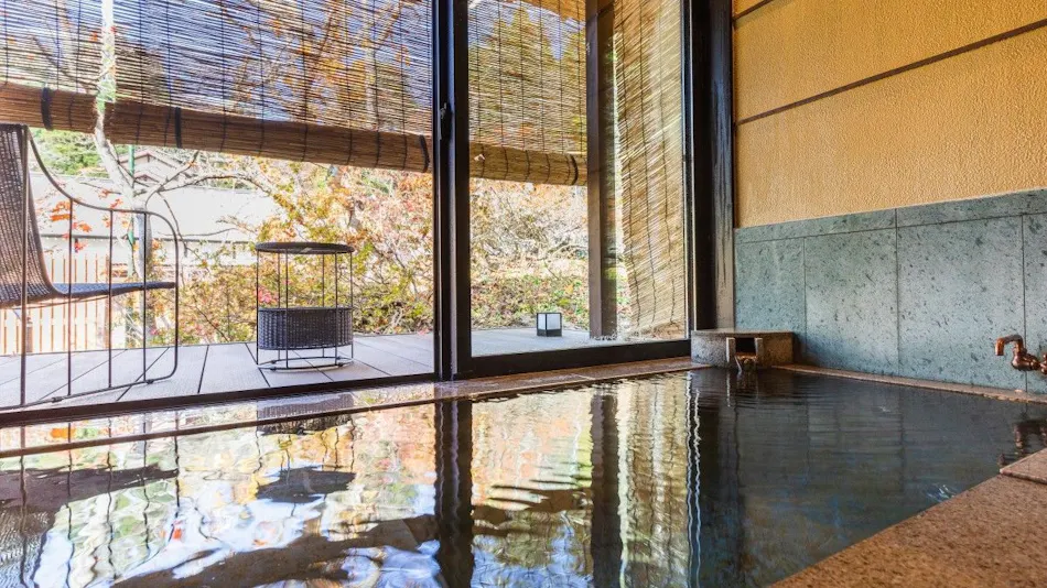 Tsuta Onsen Ryokan - Natural Spring Onsen Bubbling from the Ground -