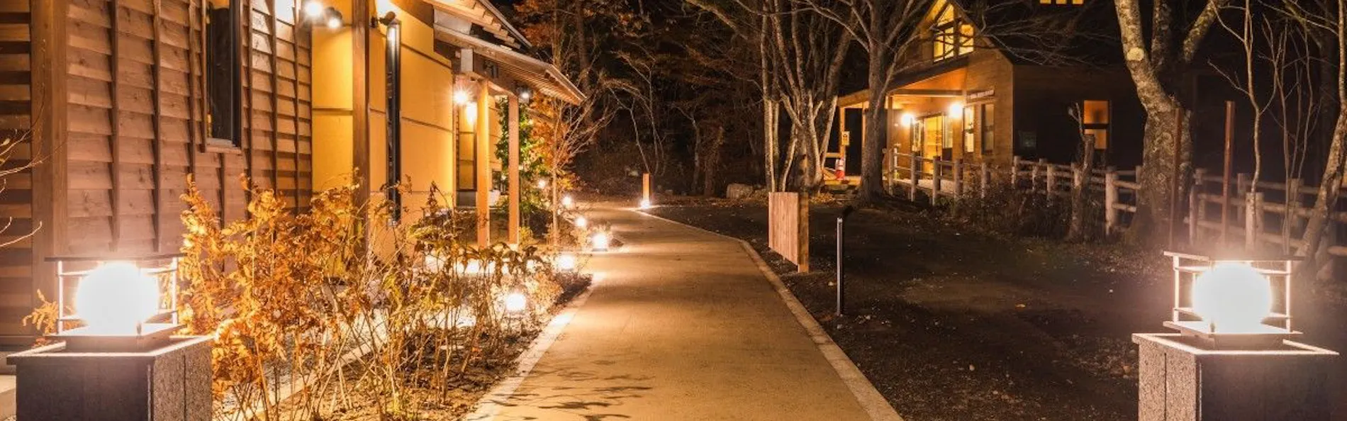 蔦温泉旅館 ‐足元から源泉湧出の自噴温泉‐