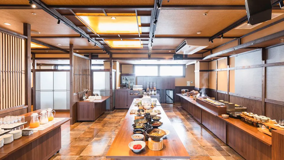 Tsuta Onsen Ryokan - Natural Spring Onsen Bubbling from the Ground -