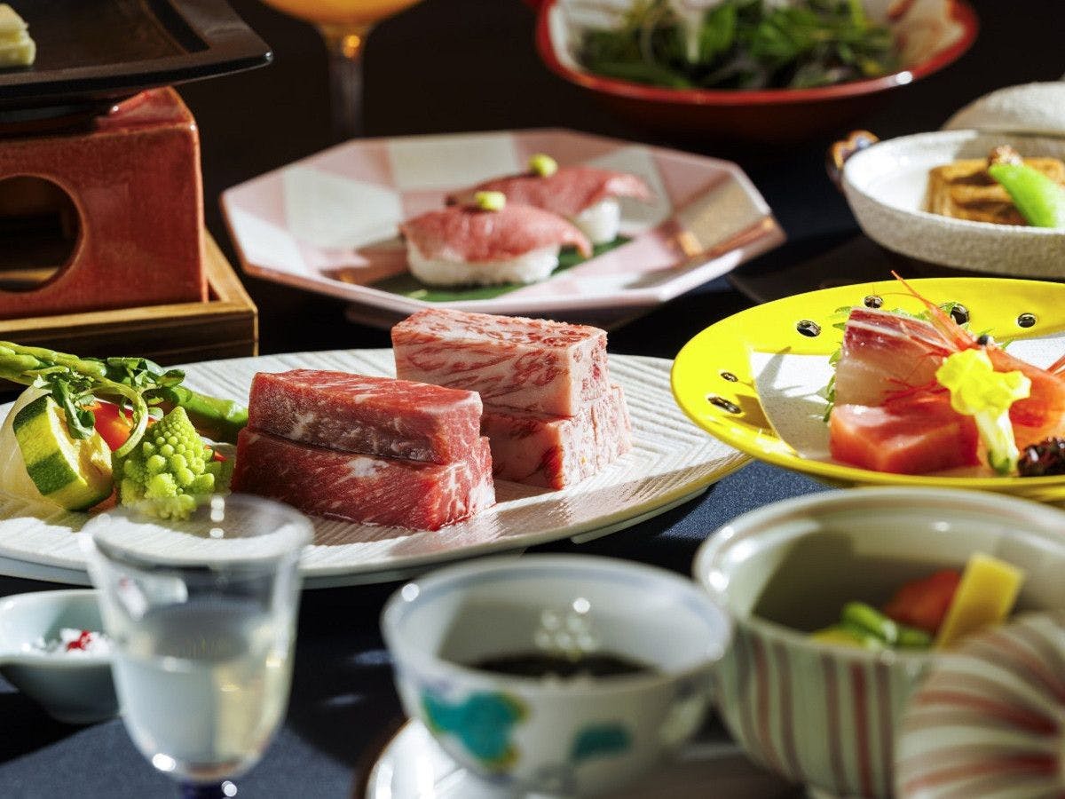 【能登牛と国産牛の食べ比べコース】個室ダイニング「こま蔵」でプライベートディナー！（本館）