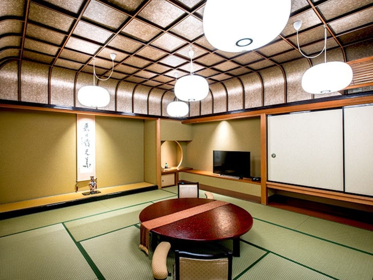 【本館】クラシック和室（露天風呂）