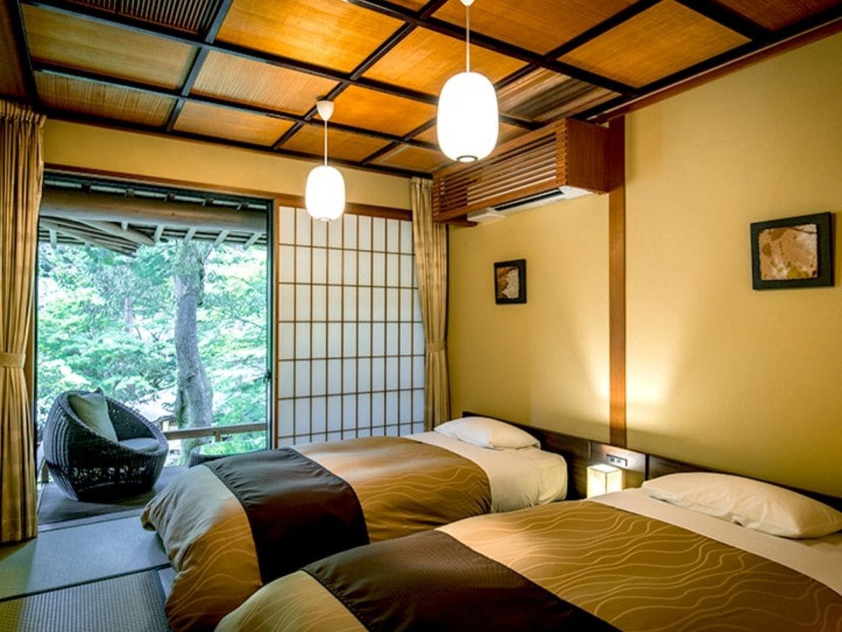 【本館】クラシック和室（露天風呂）