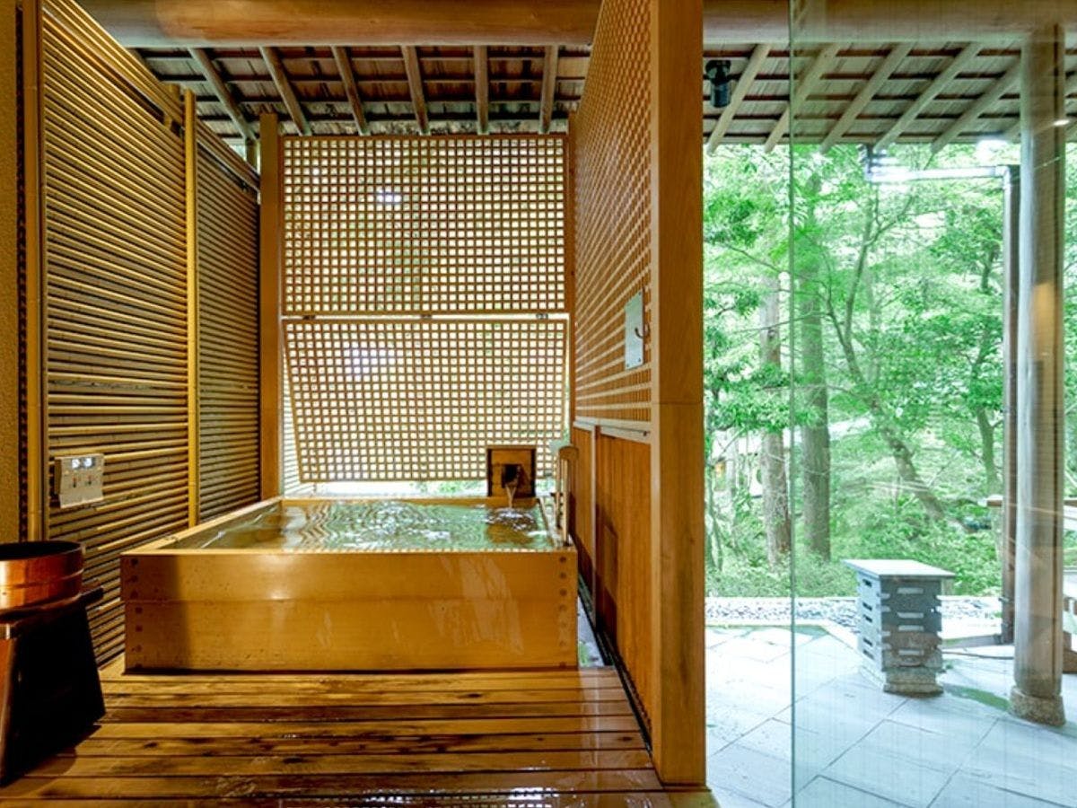 【本館】クラシック和室（露天風呂）