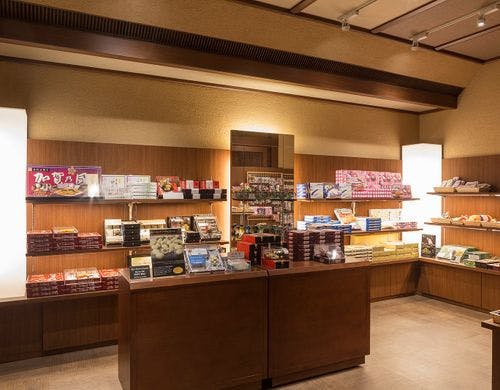 【セレクトショップ楽市】地元茶菓子など（有料）