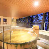 อ่างอาบน้ำกลางแจ้ง 'Daikoku' (ห้องอาบน้ำชาย)