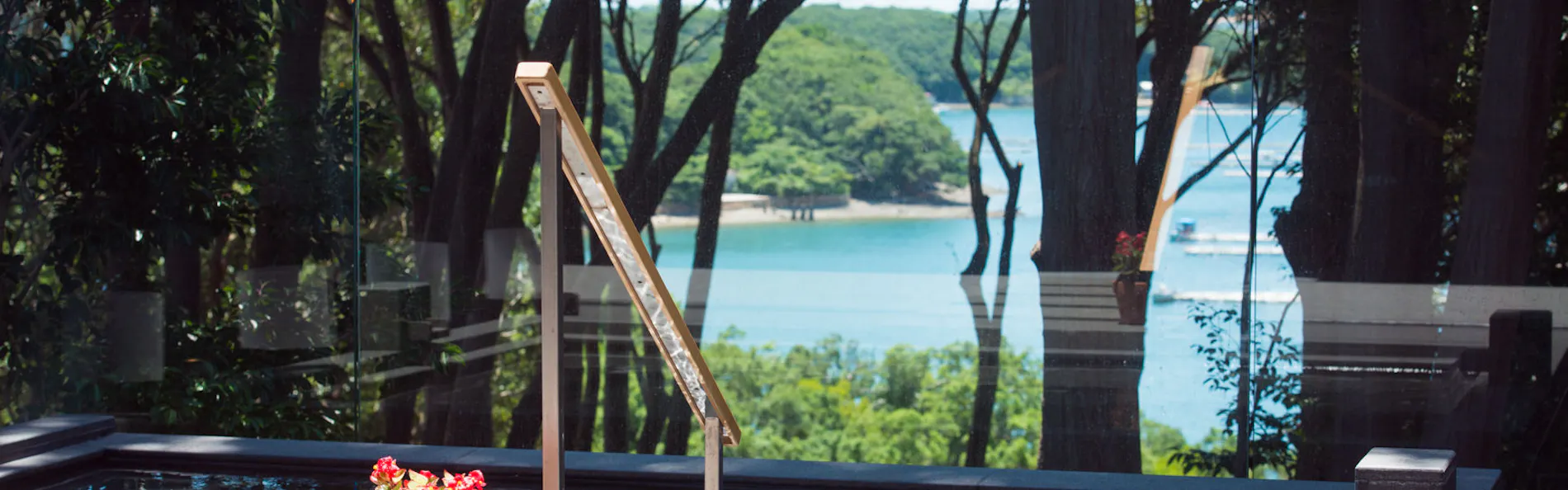 THE HIRAMATSU HOTELS & RESORTS 賢島
