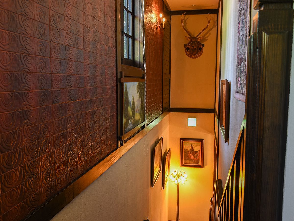 *2階へ続く階段