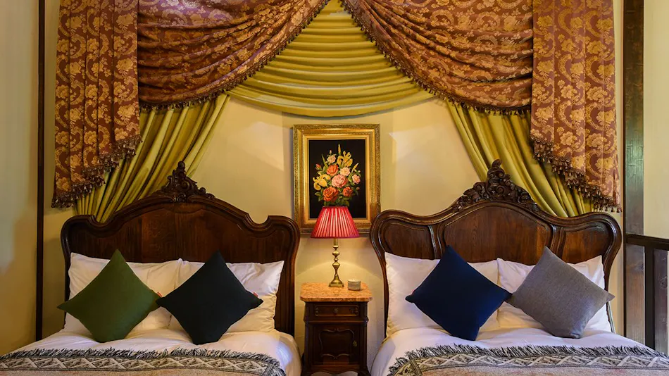 RUZE Villa