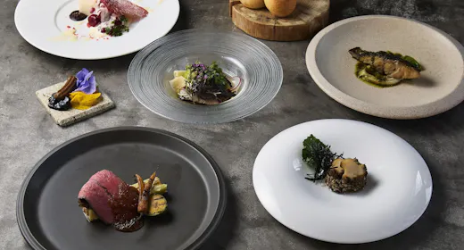 【จองล่วงหน้า 30】<รวมอาหารเช้าและเย็น> เพลิดเพลินกับอาหารค่ำที่ปรุงด้วยวัตถุดิบตามฤดูกาล.