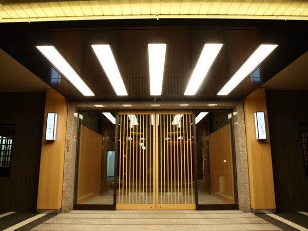 【エントランス】