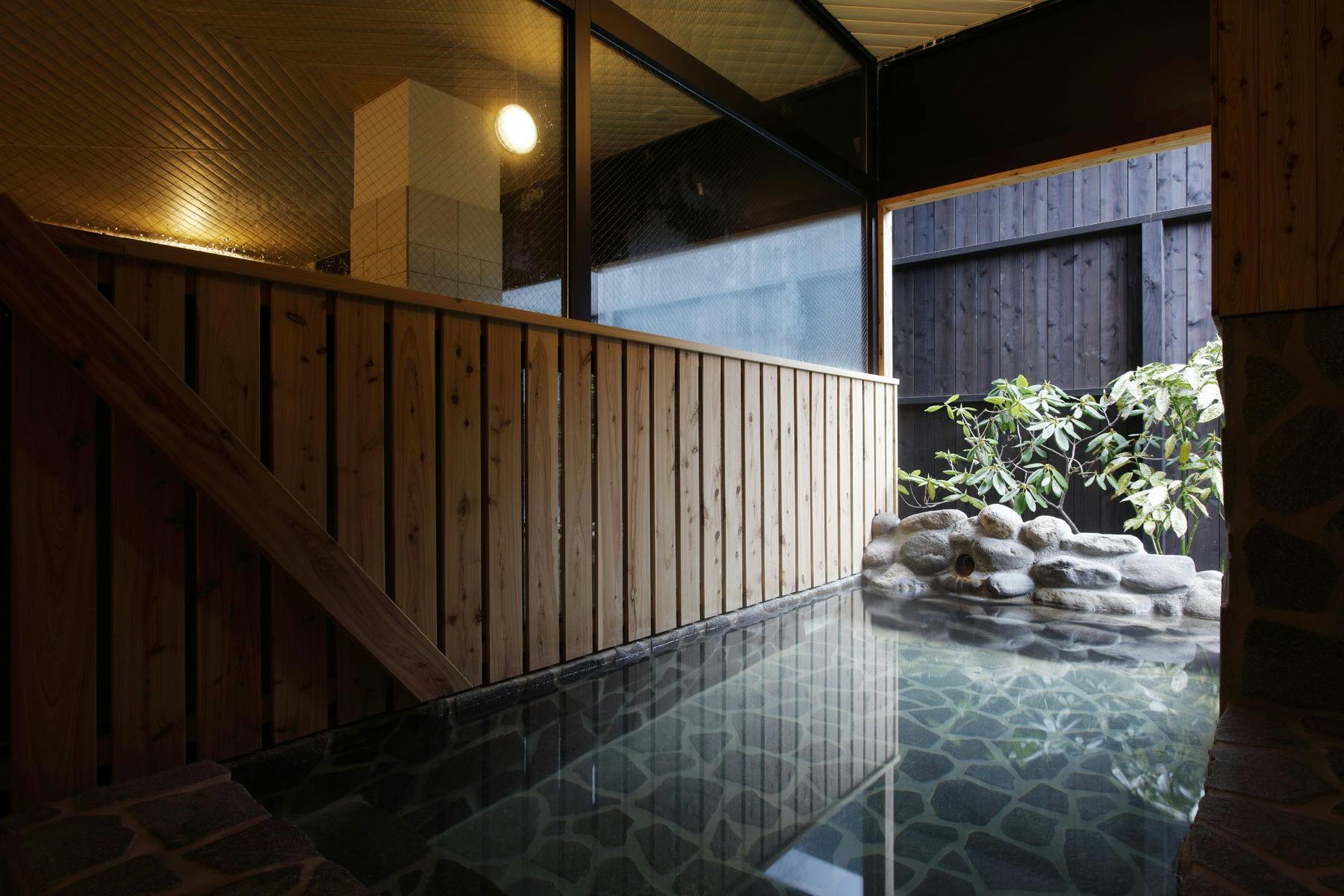 湯の川温泉 笑 函館屋