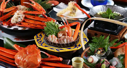 香住かにフルコース会席「姿がに・刺身・焼き・天ぷら・かにすき小鍋」
