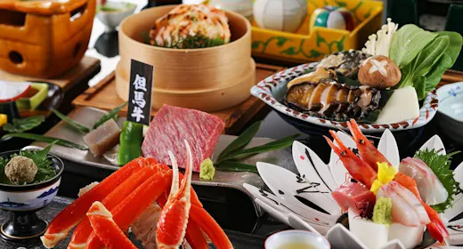 【早期予約45日前でお得】【茹で蟹1/2匹・蟹グラタン・但馬牛・鮑しゃぶ・蟹御飯】潮騒の膳2026