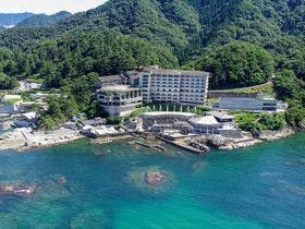 ホテル金波楼