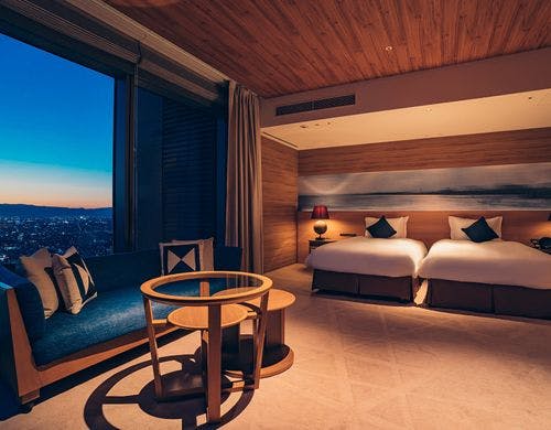 デラックスコーナーツイン