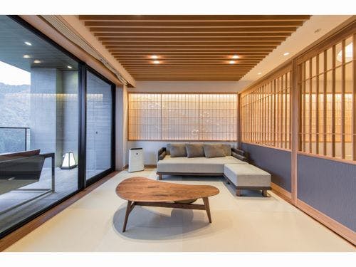 別邸和洋室「鶯宿セミスイート」