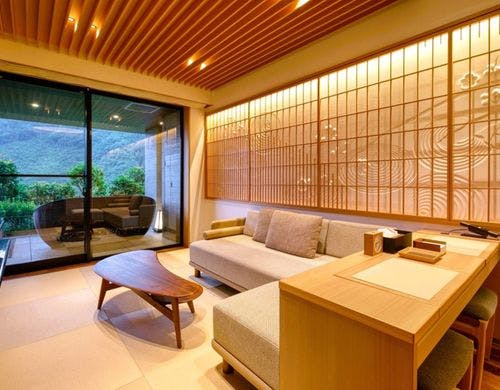 別邸『鴬宿デラックス』1階