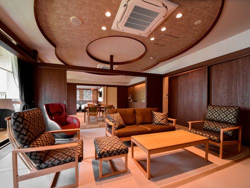 *別館・和洋特別室　金泉露天風呂＆内湯付