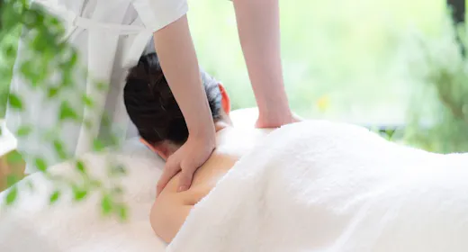 【Ưu đãi có thời hạn | Spa tại phòng 90 phút & quà tặng đặc biệt】Bao gồm spa tại phòng cho 1 khách/1 phòng và quà tặng tùy chọn