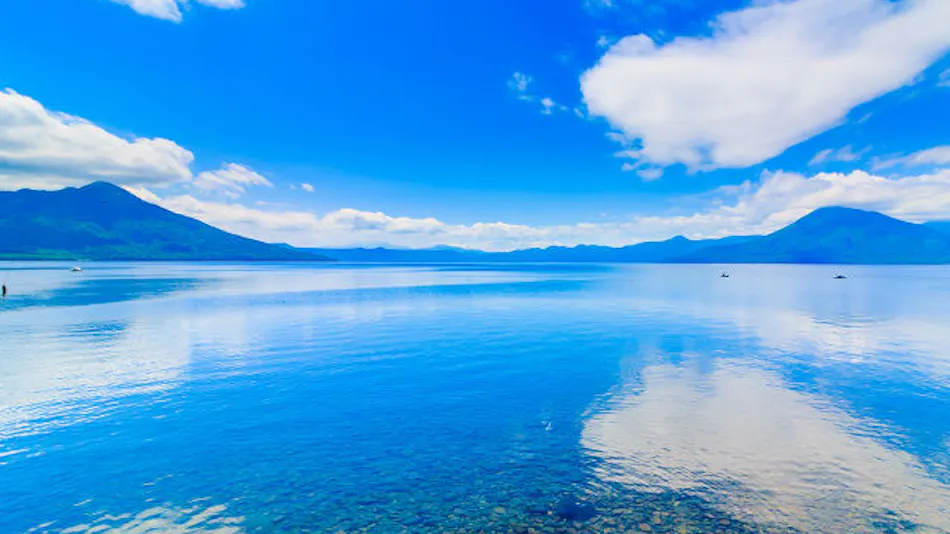 Lake Shikotsu Tsuruga Bessou Ao no Za