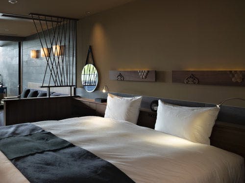 ◇キングサイズベッド　※イメージ