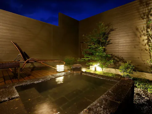 【客室の露天風呂】一例
