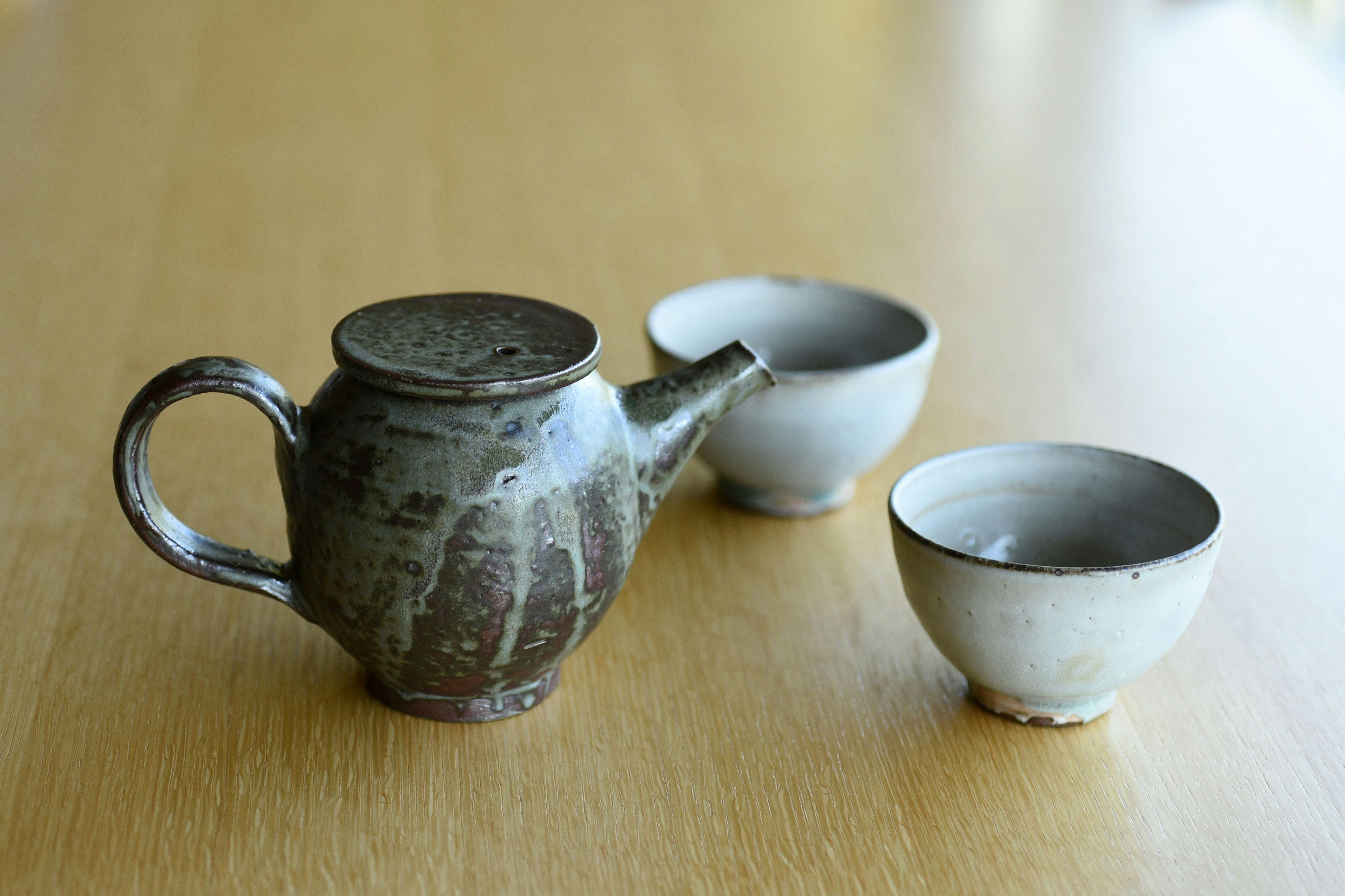 地元陶芸作家による茶器