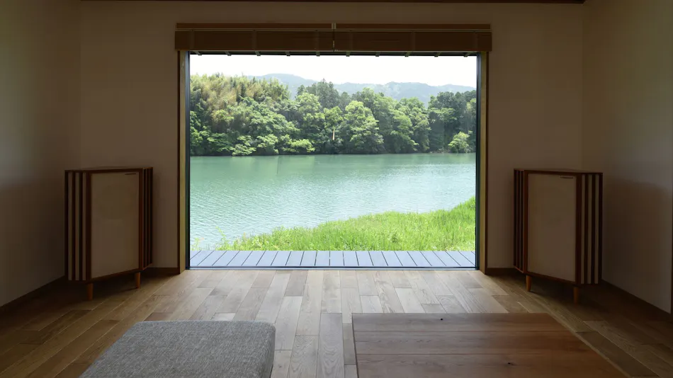 Lakeside Leisure