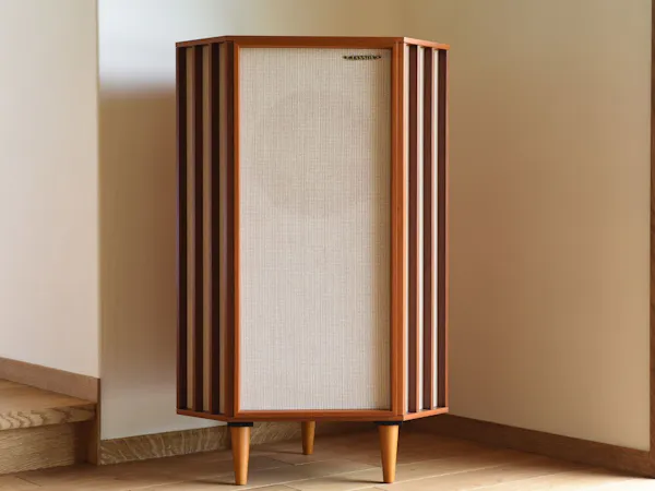 1960年製タンノイモニターゴールド