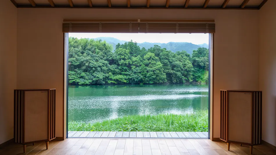 Lakeside Leisure